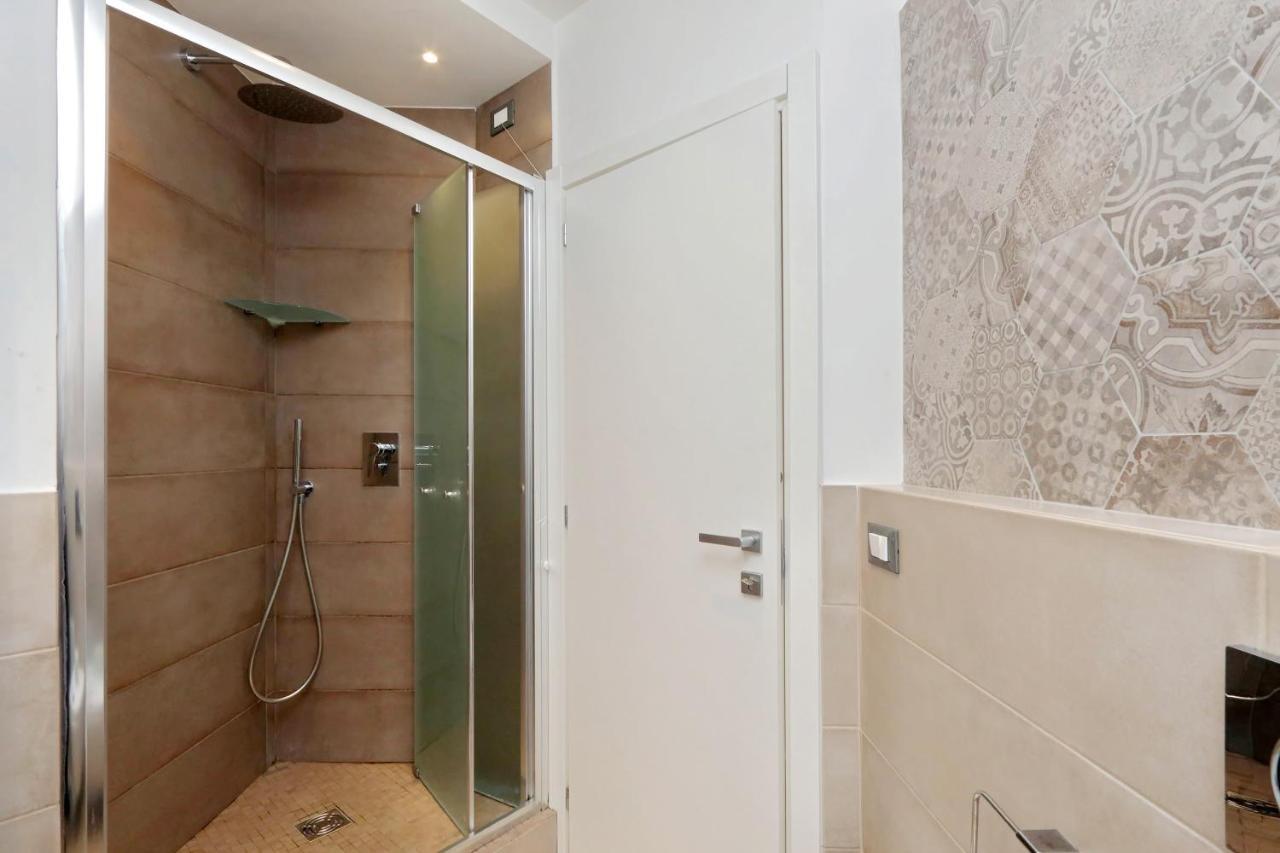 Vatican Museum Bright Apartment Up To 8 People ローマ エクステリア 写真